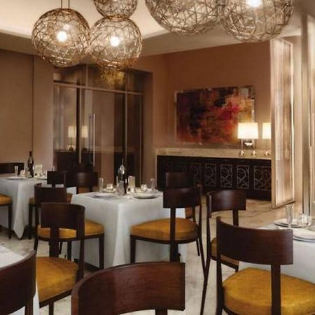 Room In Lodge - The Envoy Hotel And Suites 阿布贾 外观 照片